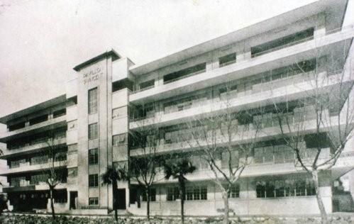 校门变迁